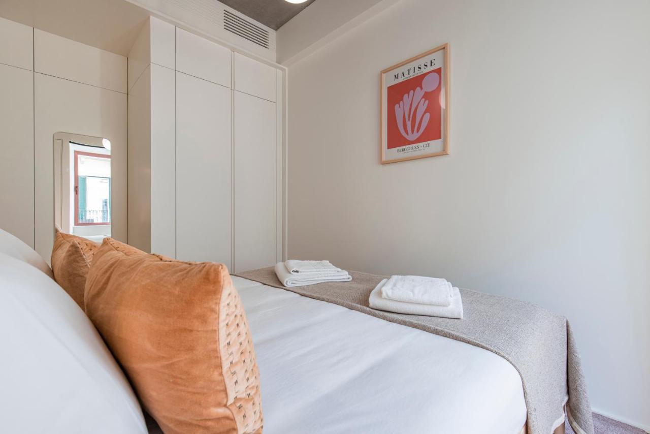 Deluxe 2Bdr Apartment W/ Patio By Lovelystay Lizbona Zewnętrze zdjęcie