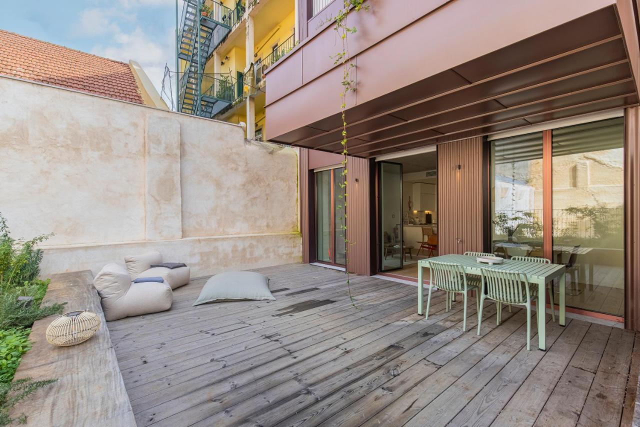 Deluxe 2Bdr Apartment W/ Patio By Lovelystay Lizbona Zewnętrze zdjęcie