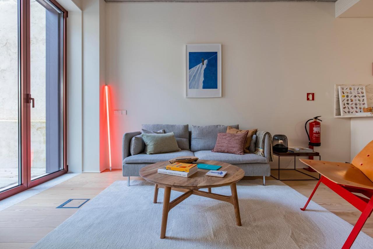 Deluxe 2Bdr Apartment W/ Patio By Lovelystay Lizbona Zewnętrze zdjęcie