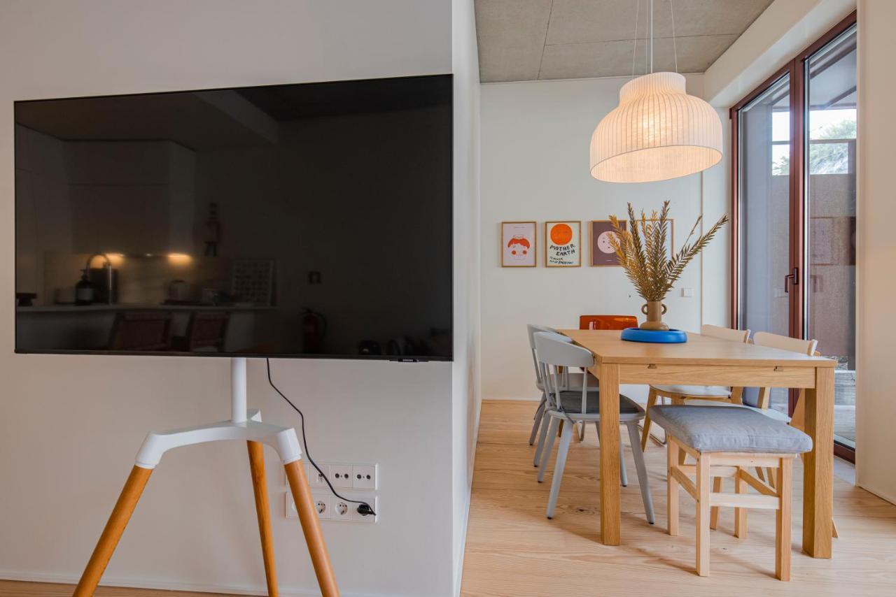 Deluxe 2Bdr Apartment W/ Patio By Lovelystay Lizbona Zewnętrze zdjęcie