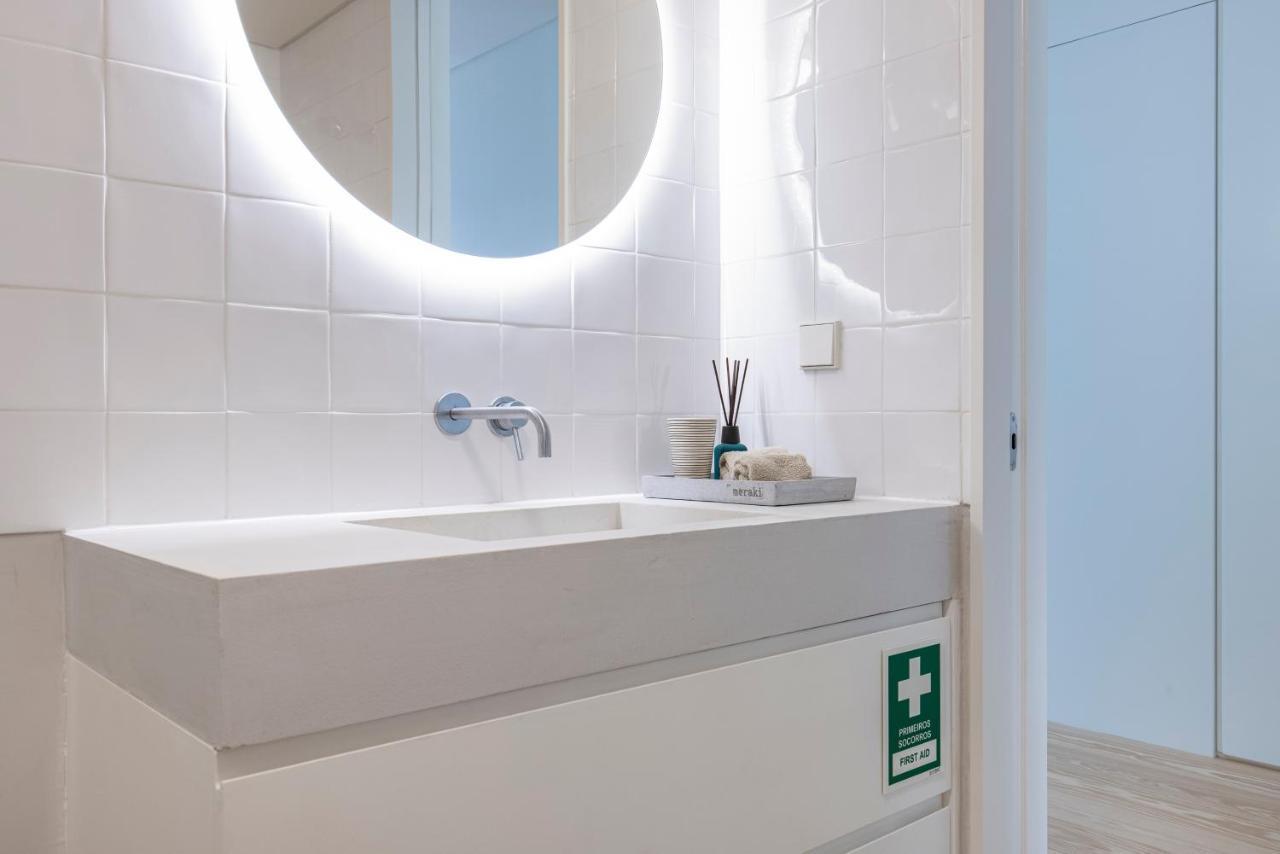 Deluxe 2Bdr Apartment W/ Patio By Lovelystay Lizbona Zewnętrze zdjęcie