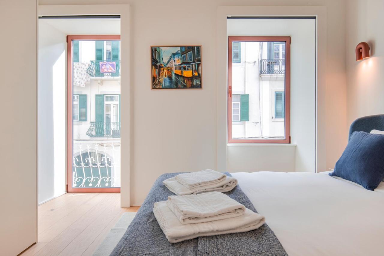 Deluxe 2Bdr Apartment W/ Patio By Lovelystay Lizbona Zewnętrze zdjęcie
